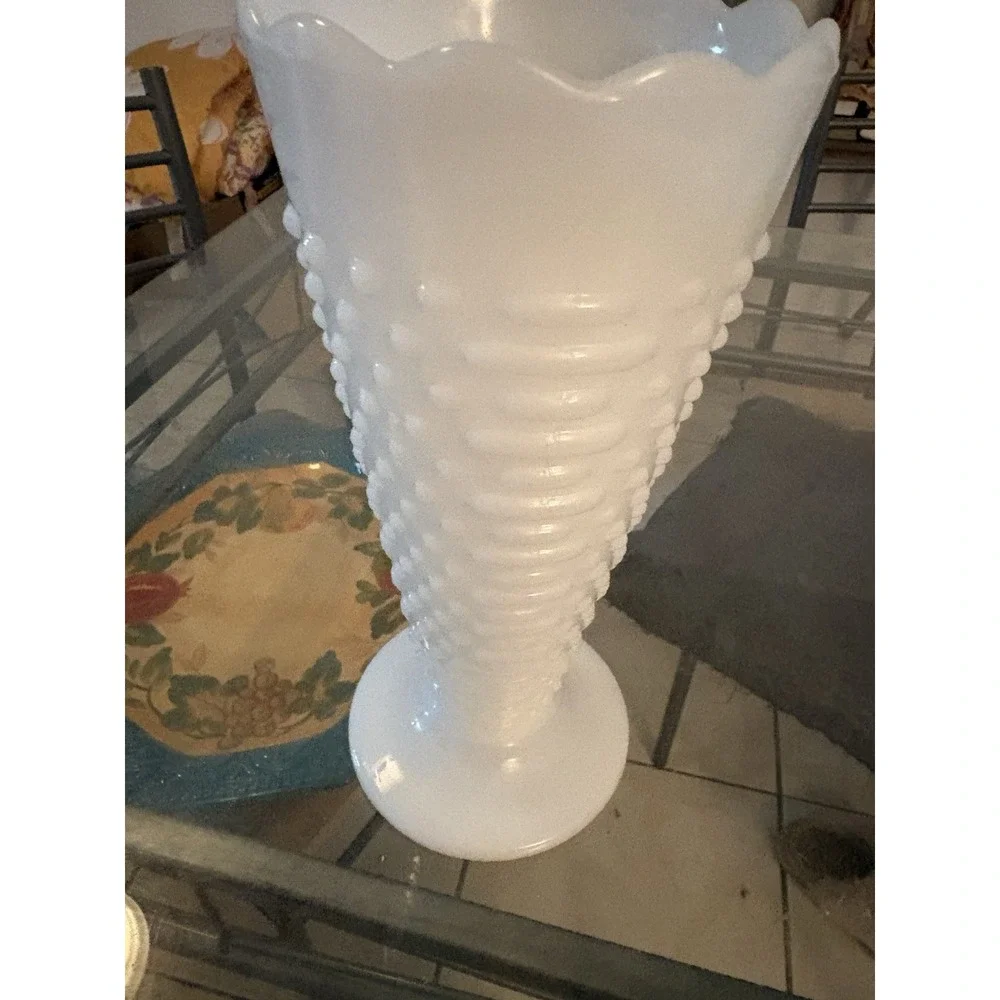 VTG Anchor Hocking Milk Glass Hobnail Bar Scalloped Vase Pedestal 9.5